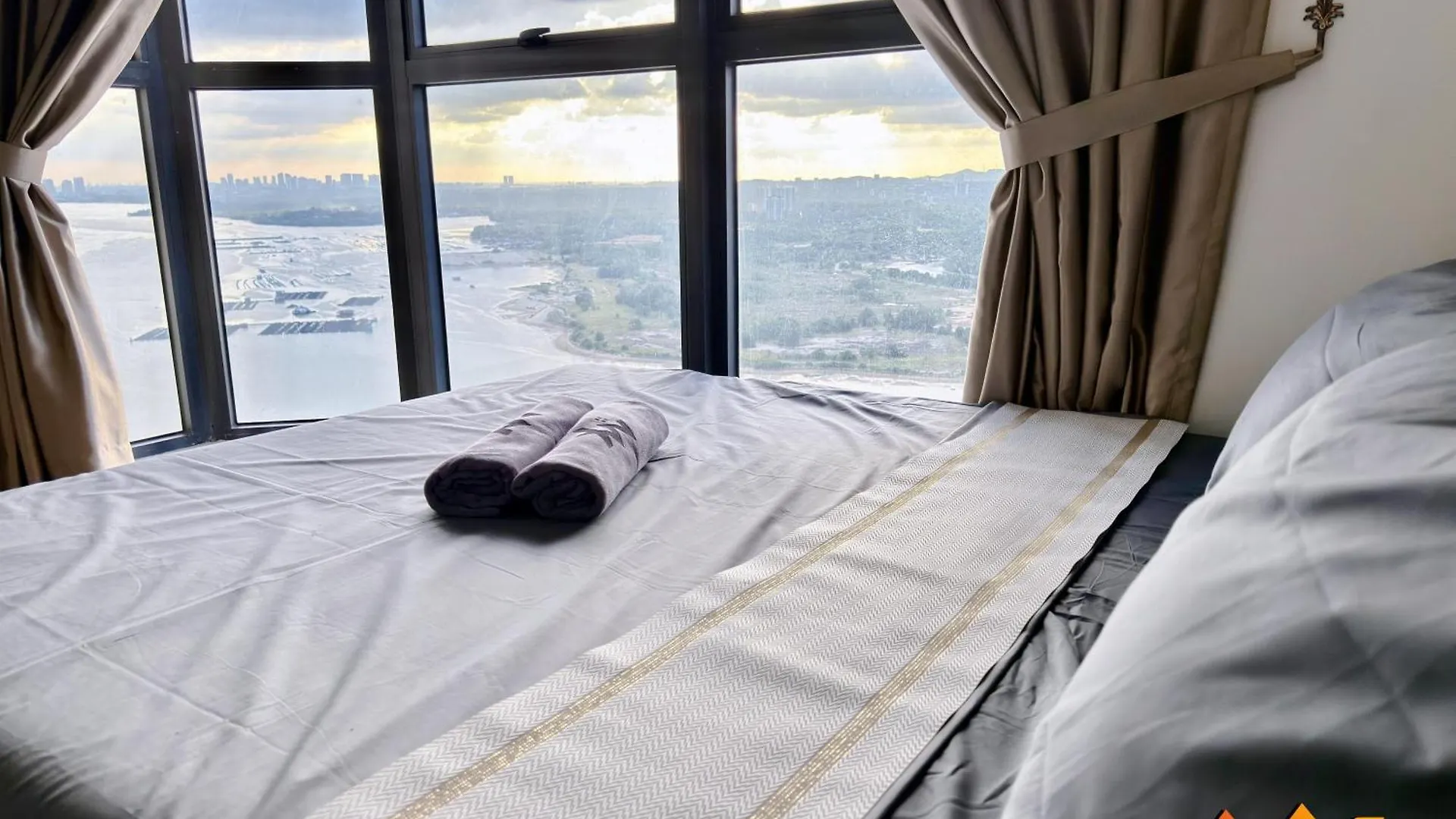 Full Sea View Country Garden Danga Bay 11-13Pax Apartment Johor Bahru 0*,